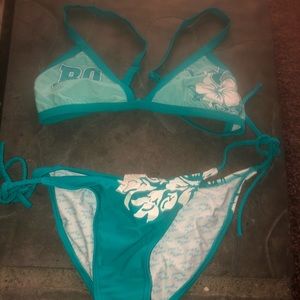 ROXY 2 piece swimsuit